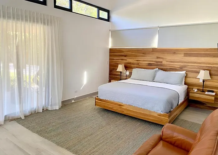 Casa El Respiro, Brand New House Steps From Amazing Private